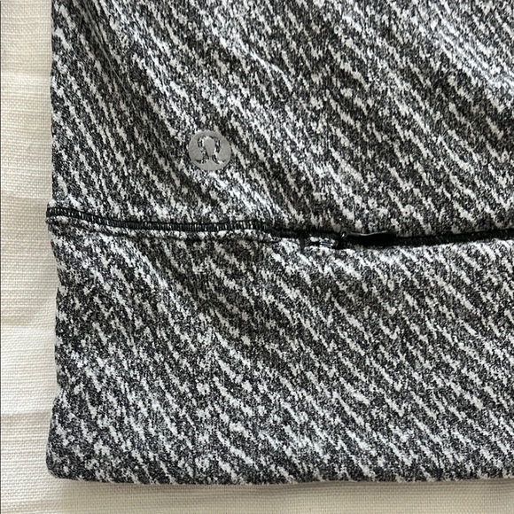Lululemon Athletica Gray Long Sleeve Athletic Top - Picture 8 of 12